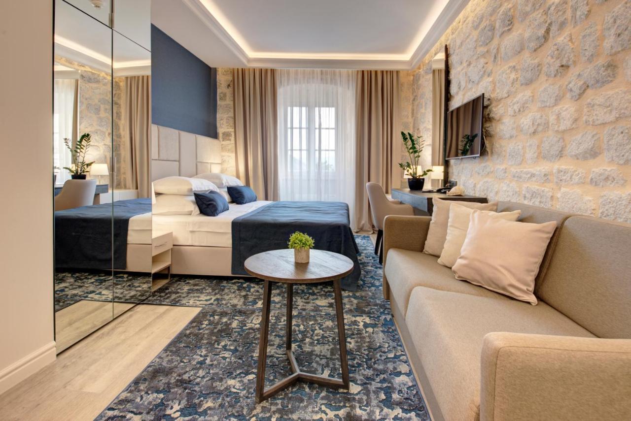Heritage Hotel Leon Coronato بيراتس المظهر الخارجي الصورة