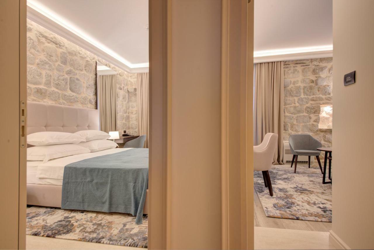 Heritage Hotel Leon Coronato بيراتس المظهر الخارجي الصورة