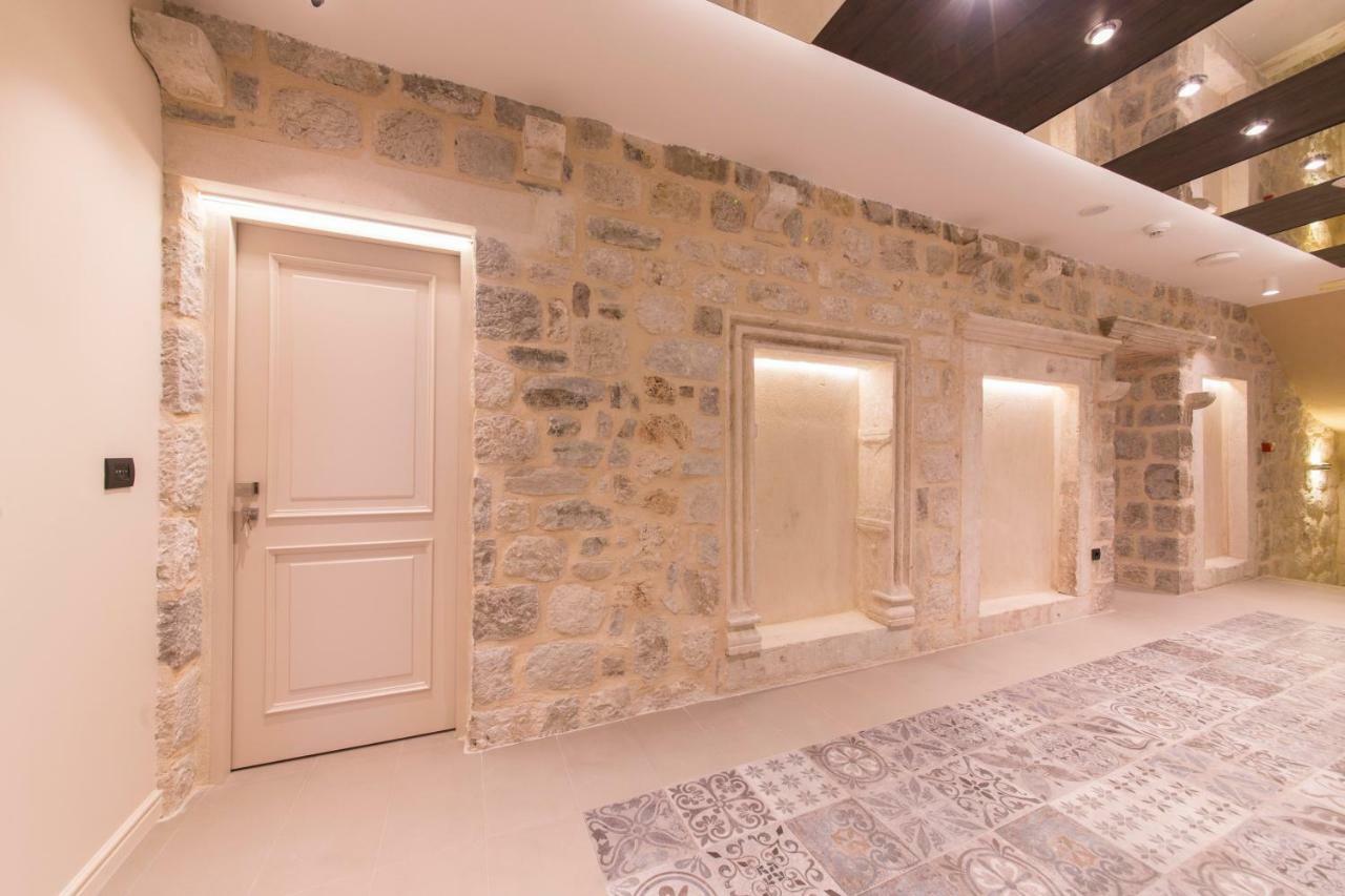 Heritage Hotel Leon Coronato بيراتس المظهر الخارجي الصورة