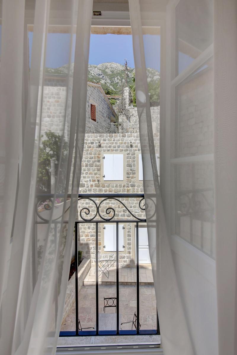 Heritage Hotel Leon Coronato بيراتس المظهر الخارجي الصورة